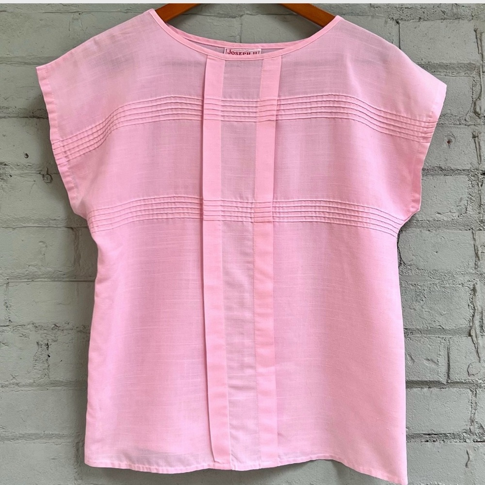 Vintage Short Sleeve Pintucked Blouse in Pastel Pink